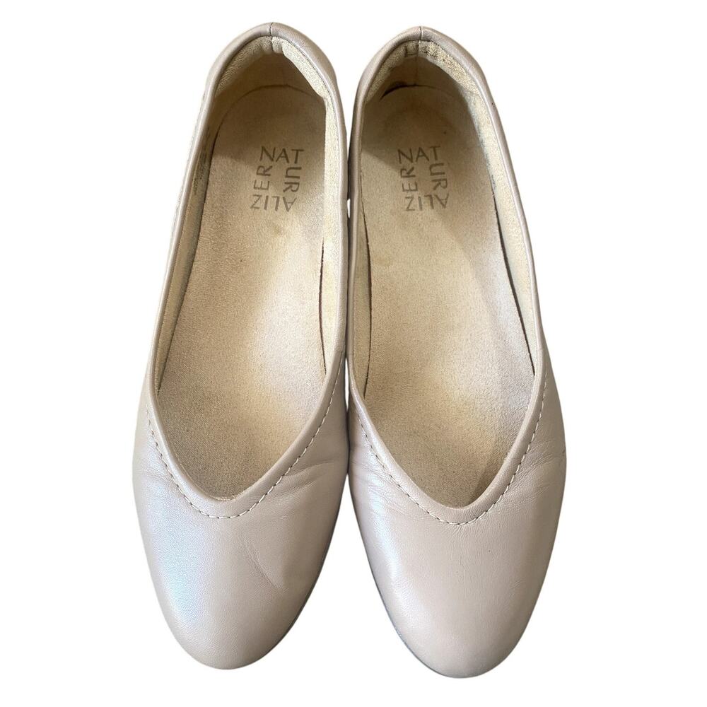 Naturalizer Vivienne Flat – Crème Brulee Beige Leather Ballet Flats, Size 8M